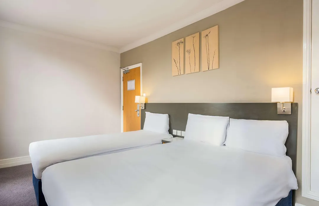 Four Points Flex By Sheraton London Victoria-1