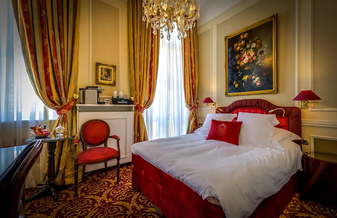 Relais & Chateaux Hotel Heritage-1