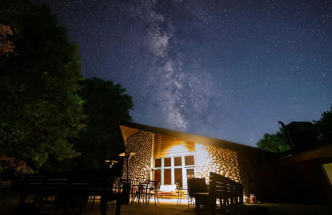 Whitetail Lodge-1