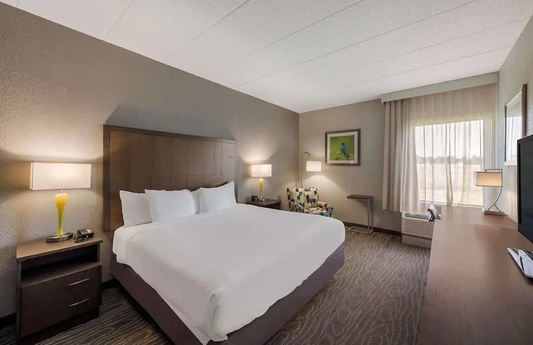Comfort Inn & Suites Tipp City Dayton North I-75-1