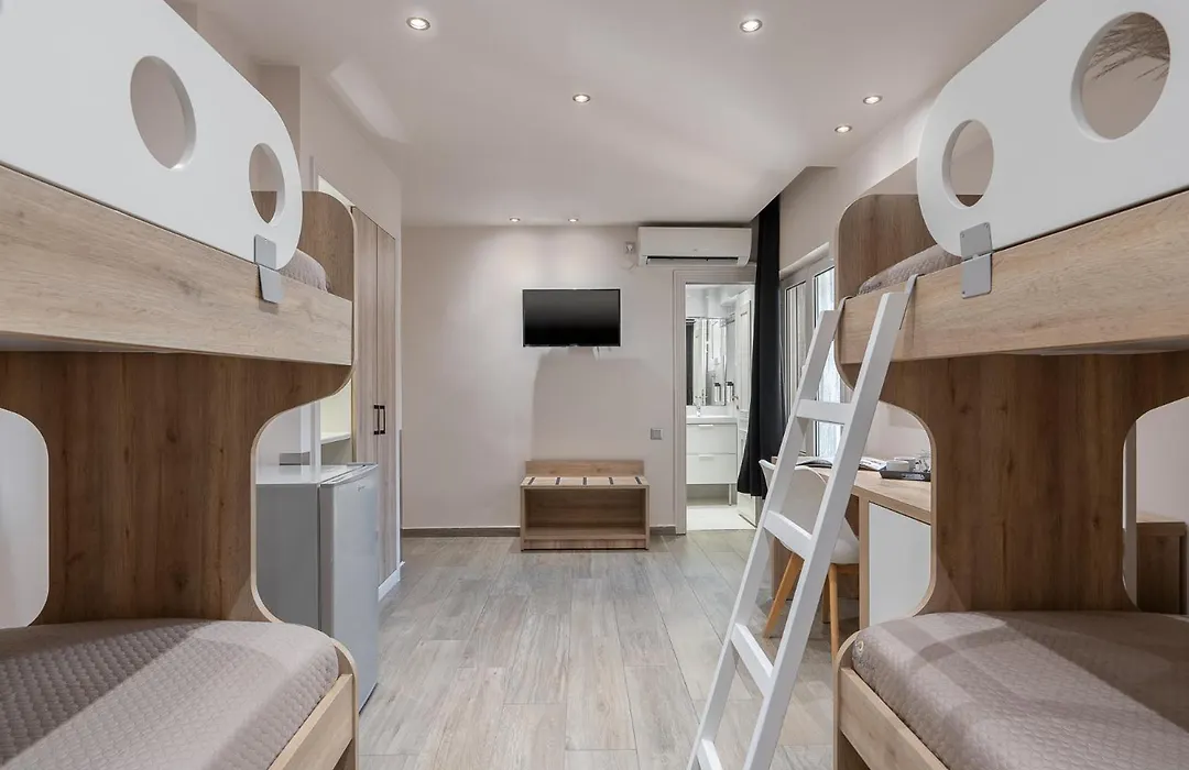 Piraeus City Hotel-1