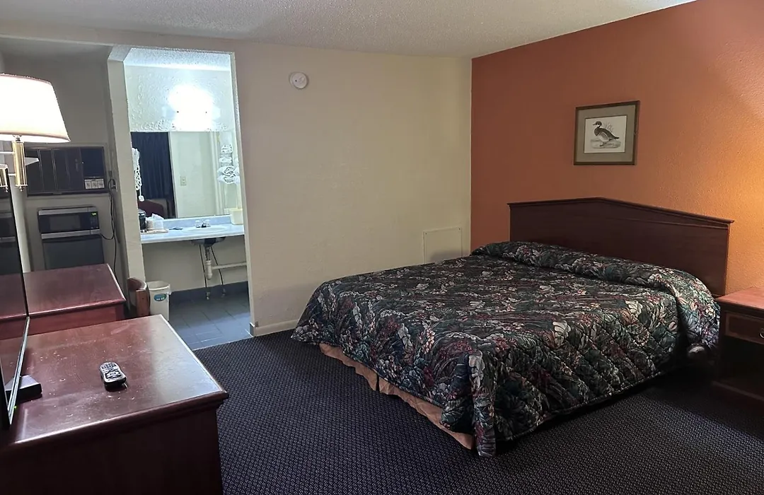 Crystal Motel-1