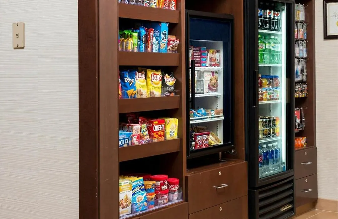 Fairfield Inn & Suites Lincoln-1