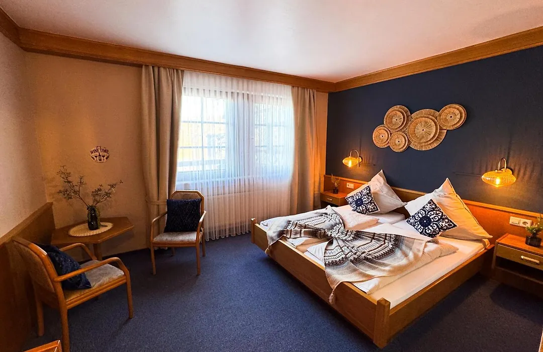 Hotel Guelser Weinstube-1