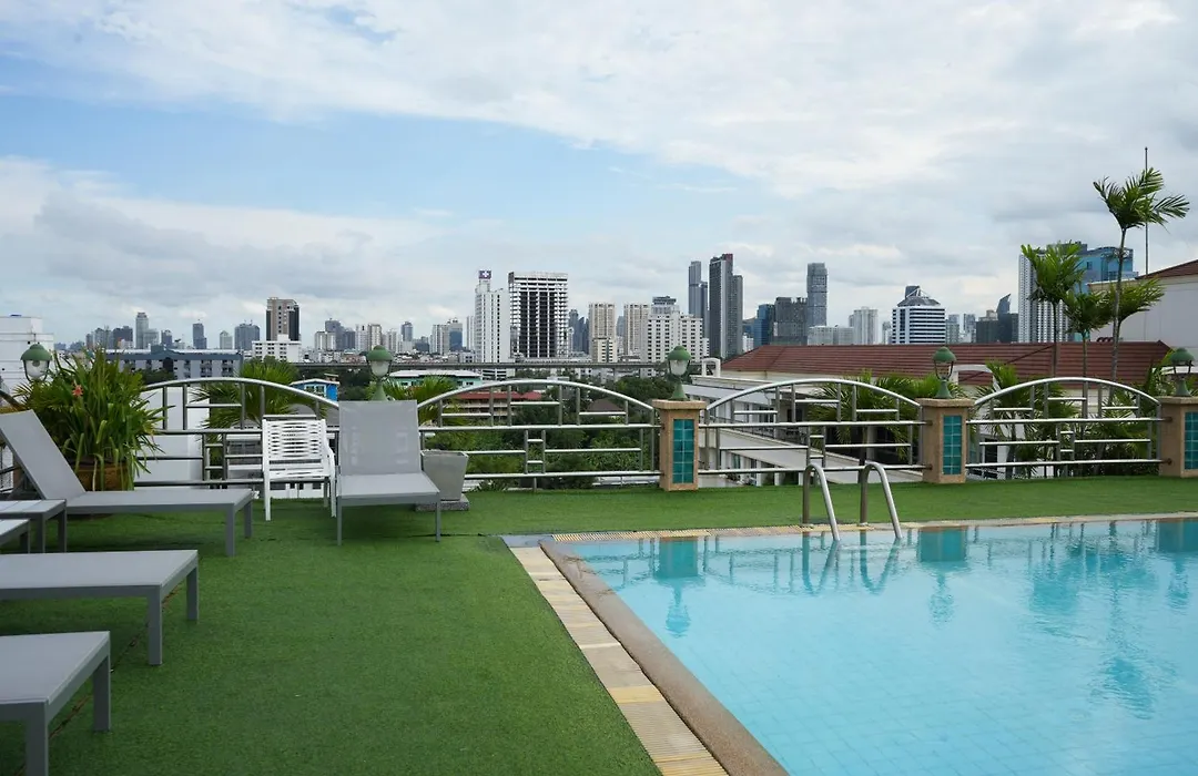 Royal Suite Hotel Bangkok-1