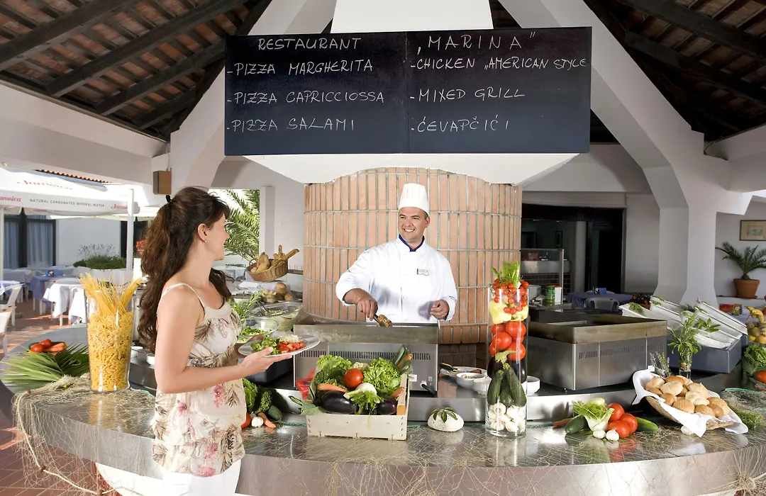 Lanterna Resort-1