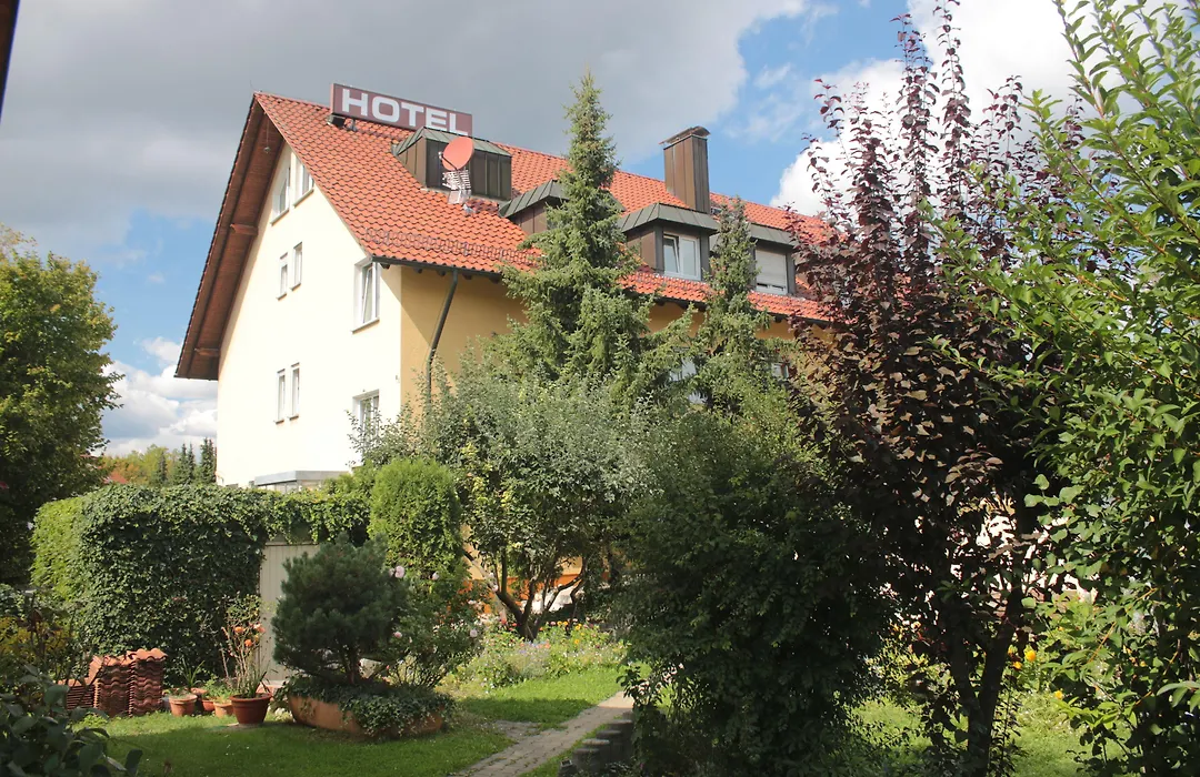 Hotel-Restaurant und Gästehaus Löwen-1