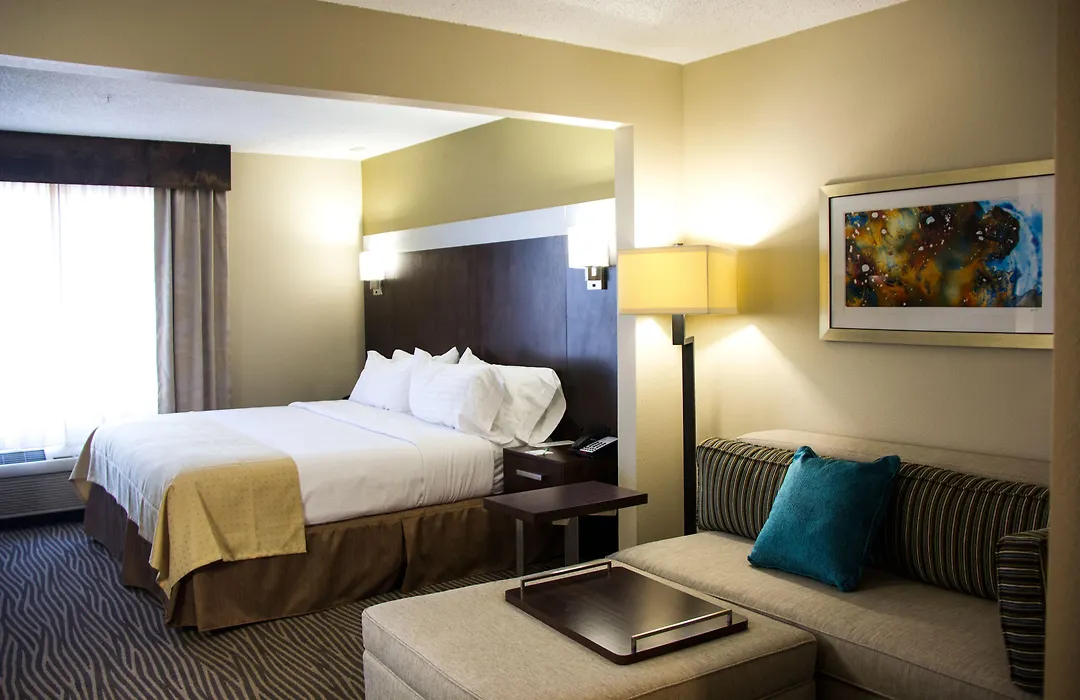 Holiday Inn El Paso Airport By Ihg-1