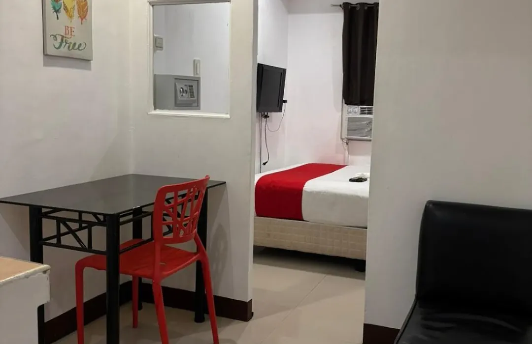 Makati One Poblacion Hotel-1