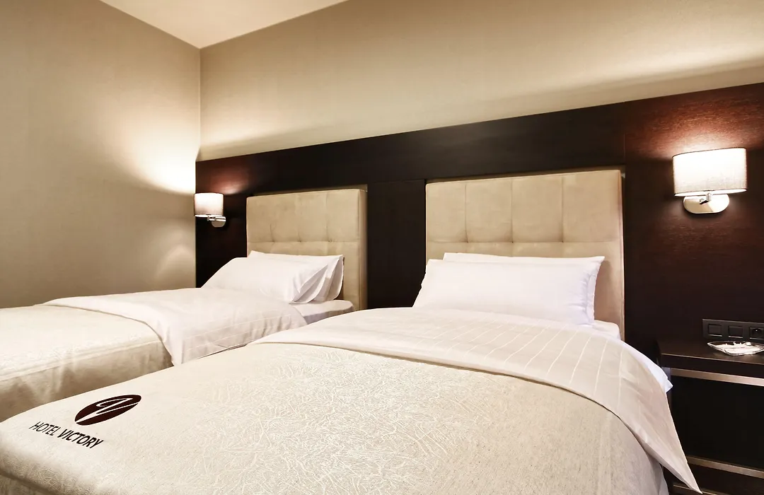 Hotel Victory-1