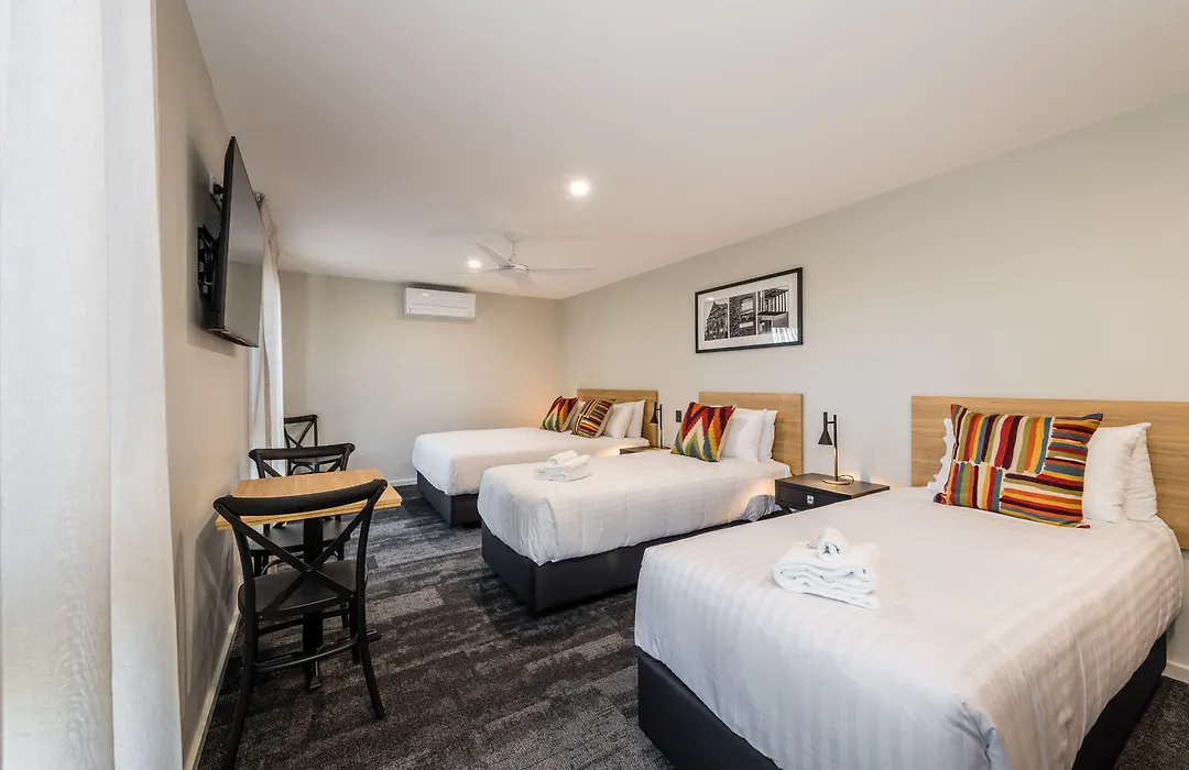 Avenue Motel Apartments-1