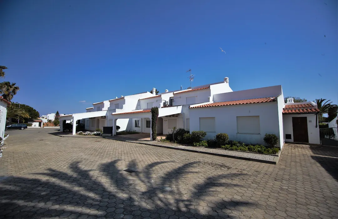 Oura Parque Apartamentos Turisticos-1