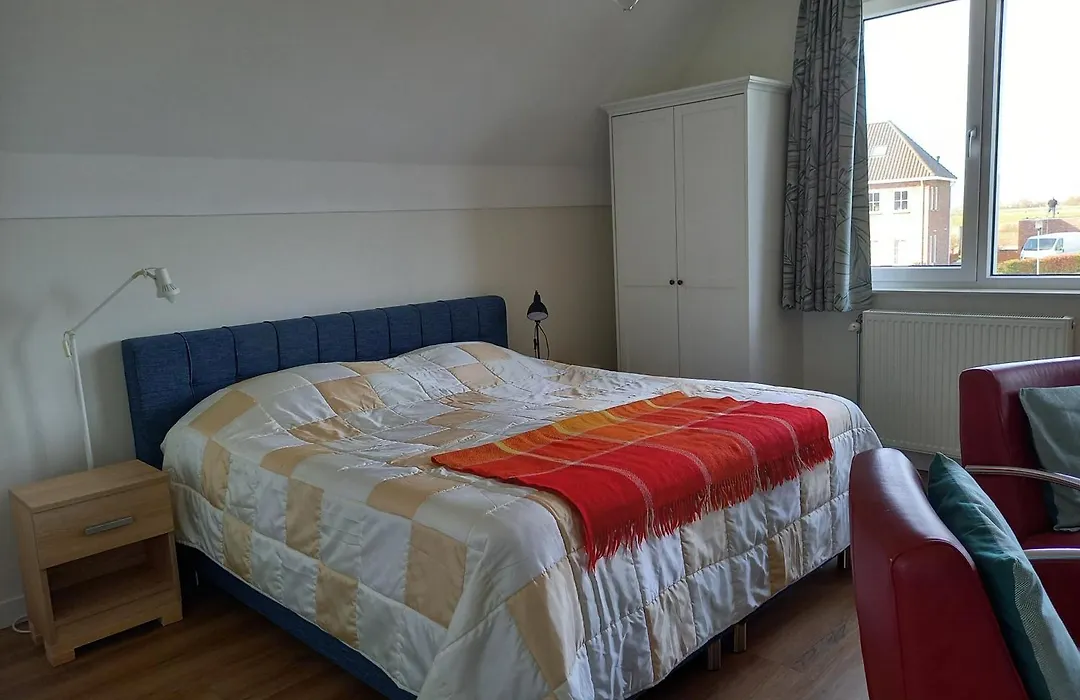 Room By The Sea-1