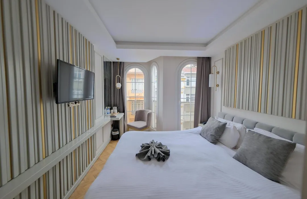 Serai Hotel-1