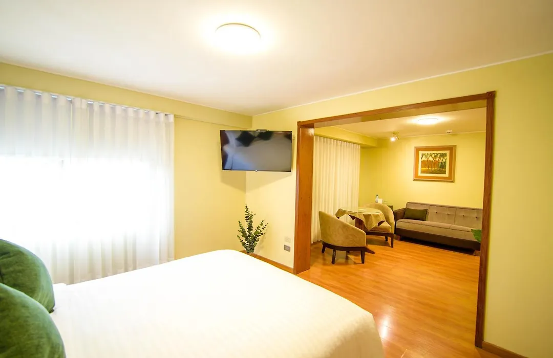 Hotel Britania San Borja-1