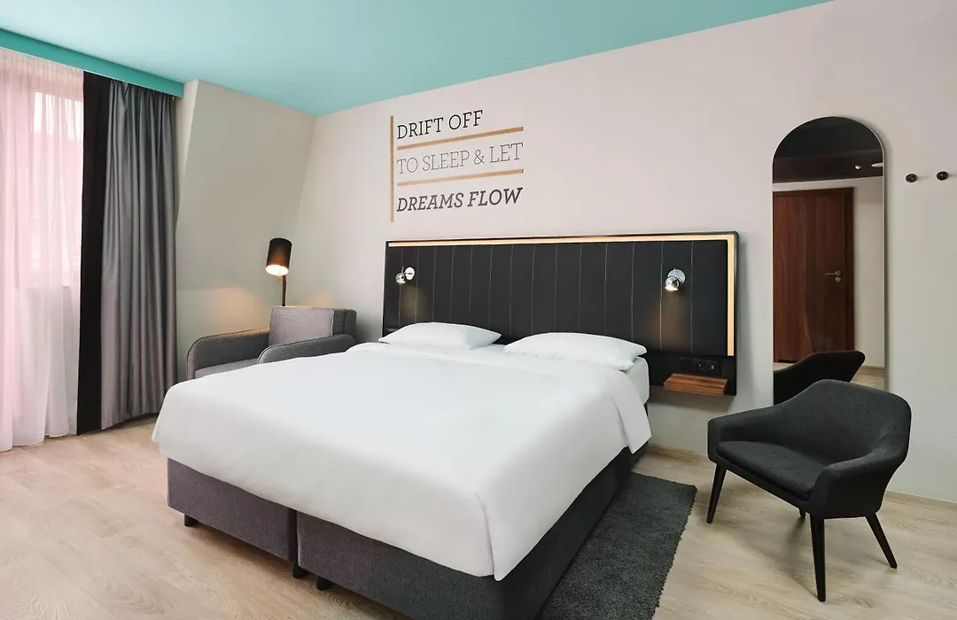 Park Inn By Radisson Poznan-1