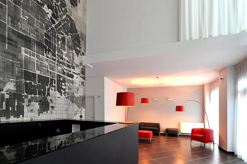 Bb Hotels Aparthotel Arcimboldi-1