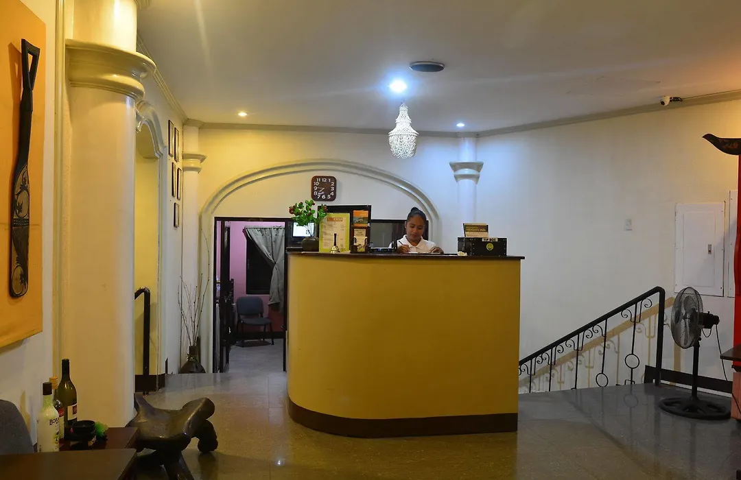 Kawayanan Heights Inn-1