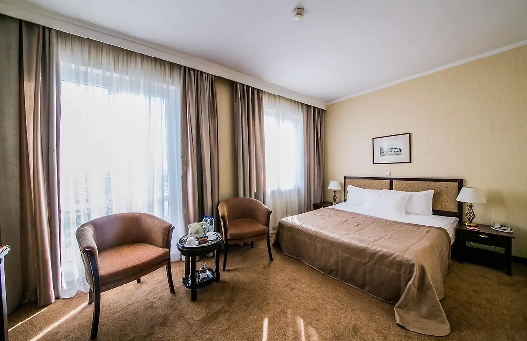 Hotel Minsk-1