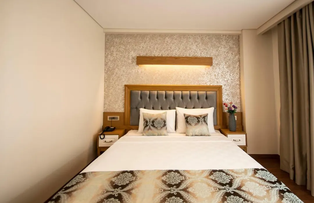 Eliza Hotel-1
