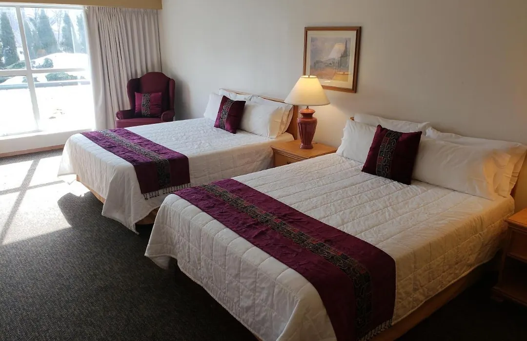 Totem Lake Hotel-1