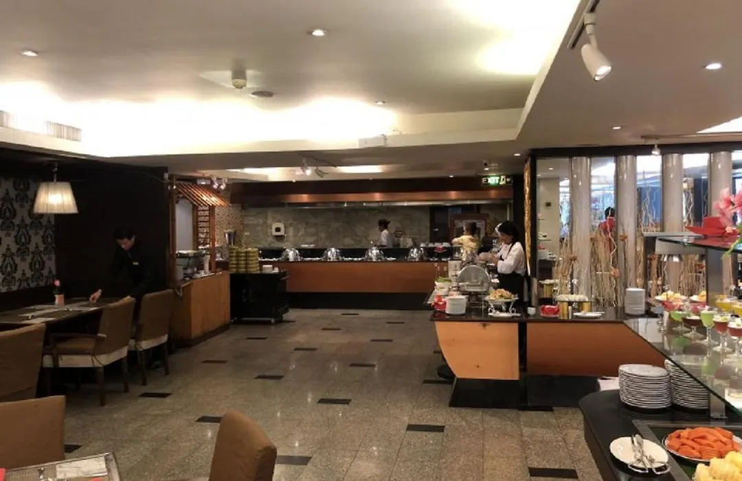 Bangkok Centre Hotel - Sha Extra Plus-1