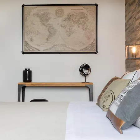 Urban Bed And Breakfast-3