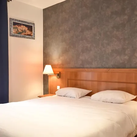 Hotel De La Perdrix Rouge-3