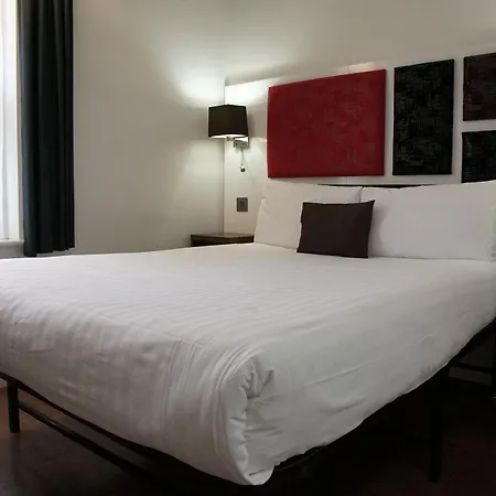 Chiswick Rooms-3
