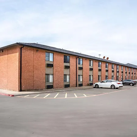 Econo Lodge Inn & Suites Mckinney - Plano North-2