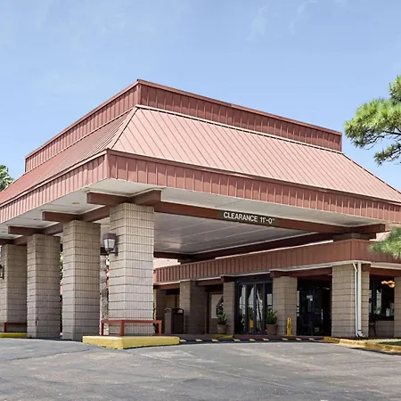 Greentree Hotel & Extended Stay I-10 Fwy Houston, Channelview, Baytown-2