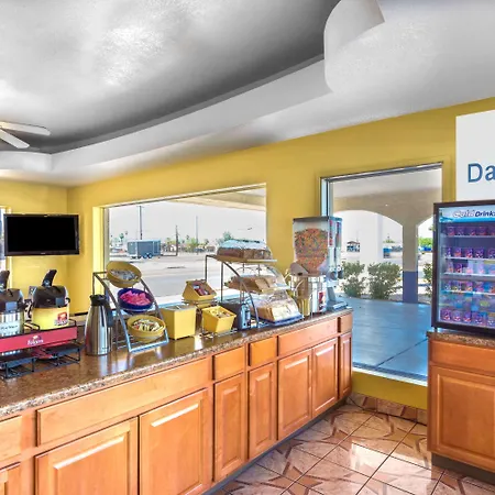 Days Inn By Wyndham Airport - Phoenix-2