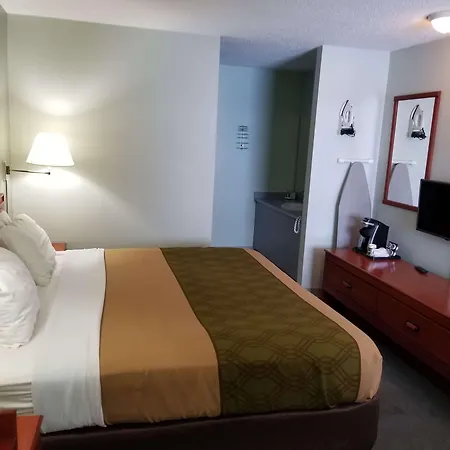 Travelodge By Wyndham Cranbrook-2