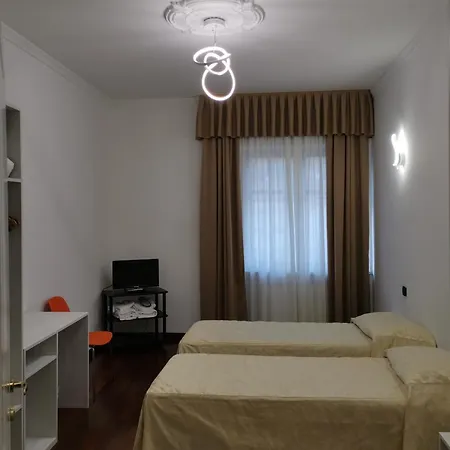 Guesthouse Central Station Group - Via Sammartini 15-3