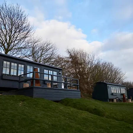 Hog Deer Creek - At Port Lympne Hotel & Reserve-3