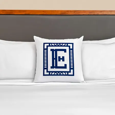Hotel Elkhart, Tapestry Collection By Hilton-2