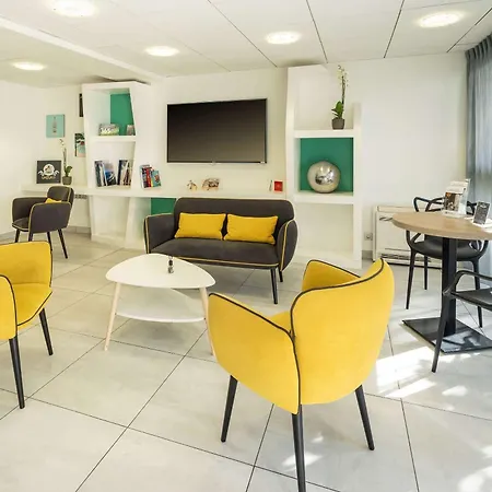 Kyriad Prestige Saint Nazaire-2