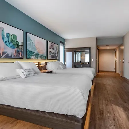 Cambria Hotel Minneapolis Downtown-3