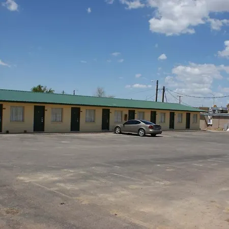 Hwy Express Inn And Suites-2