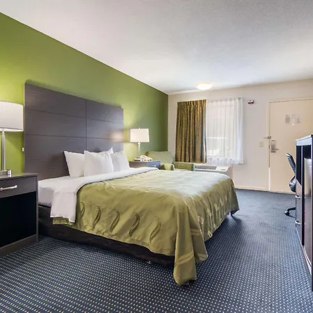 Quality Inn Little Creek-3