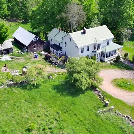 Chamcook Forest Lodge Bed & Breakfast-3