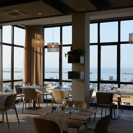 Hotel Spiaggia-3