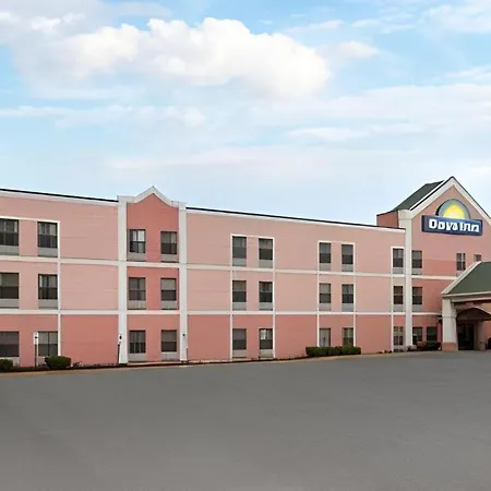 Halsted Inn And Suites Harvey - Chicago Southland-3