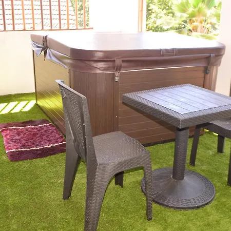 Hôtel Restaurant Gites Kribi-3