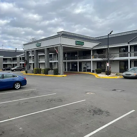 Brookwood Inn - Extended Stay-2