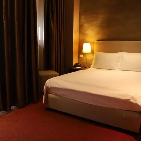 Mondial Hotel-3