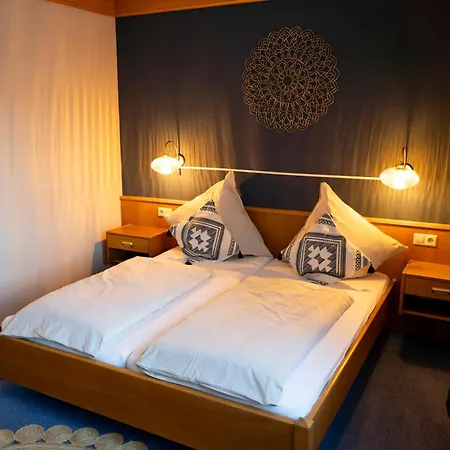 Hotel Guelser Weinstube-2