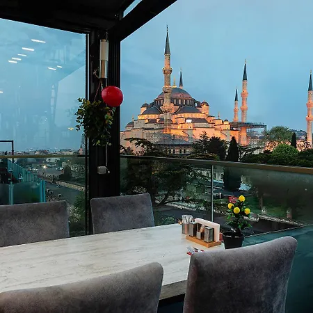 Aristocrat Hotel-2