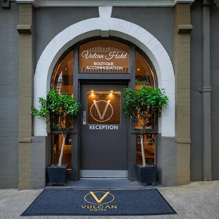 Vulcan Hotel Sydney-2