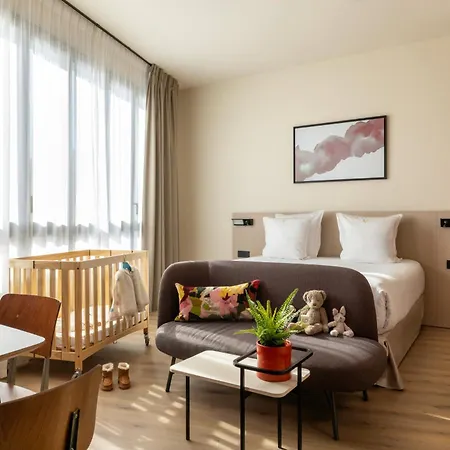Yuna Montmartre - Aparthotel-3